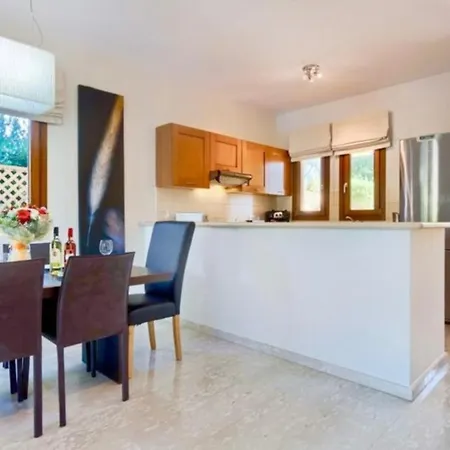 Cyprus Villa Minutes From The Beach, Paphos Villa 1190 Villa
