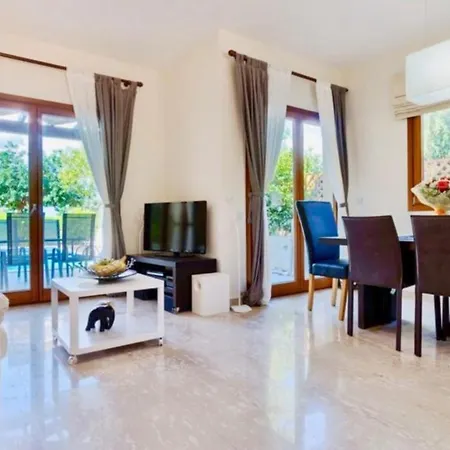 Cyprus Villa Minutes From The Beach, Paphos Villa 1190 Kouklia