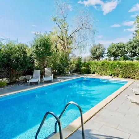 Cyprus Villa Minutes From The Beach, Paphos Villa 1190 Kuklia